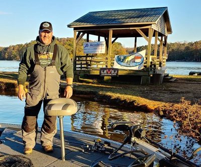 Read more about the article Tournament Results Yadkin Dec 1, 2018 Williams & Henley Win With 2 Bass!  4.15 lbs!