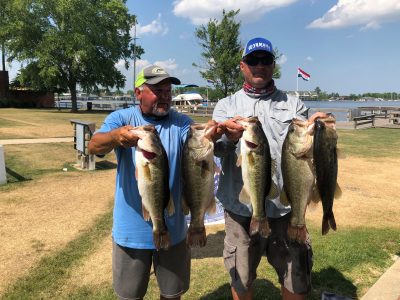 Read more about the article Tournament Results Tidewater NC/VA Final May 26, 2019 Jeremy Gatewood & Charlie Reed Brought in 20.07 lbs! Take Home $1,820.00! We Are looking Forward to the Next Tidewater Trail! Come Join Us!